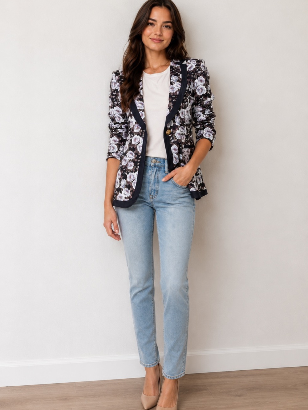🌸Smythe Navy Blazer with White and Pink Florals in Sz 8